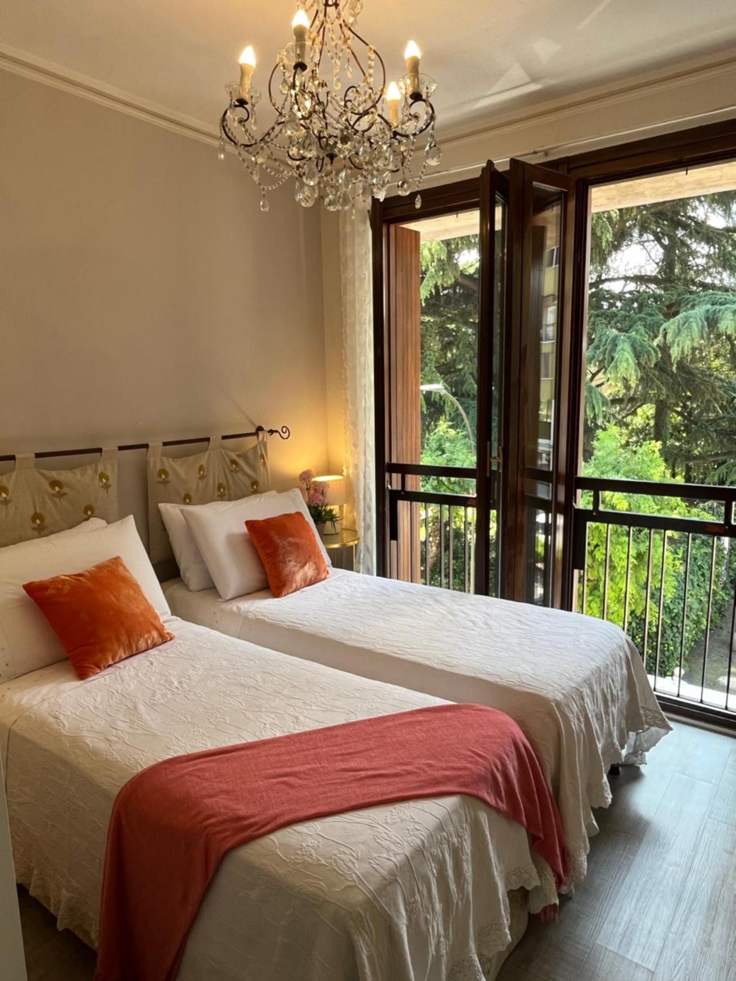 Garda Blue Lake Home Luxury Appartment 데센자노델가르다 외부 사진